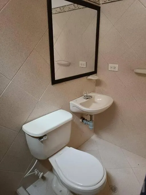 La Casona De La 70 Villa Medellín Kolombiya
